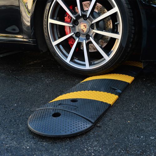 Enhancing Safety and Efficiency: Exploring the Benefits of Rubber Speed Bumps in Urban Areas